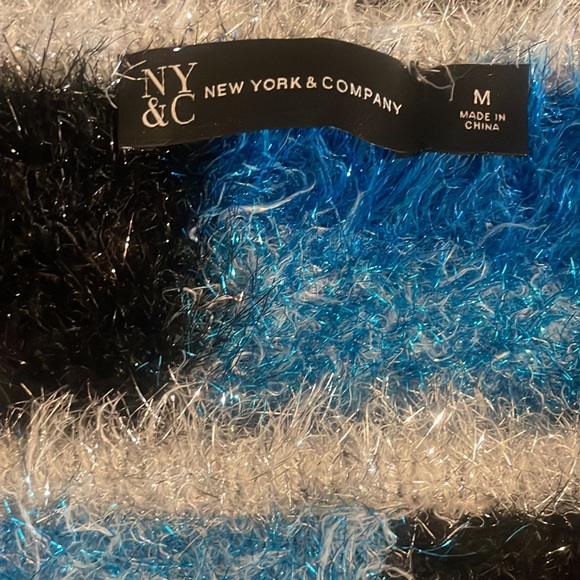 NY & C New York and Company Fuzzy Metallic Colour Block Sweater Size Medium - Picture 15 of 16